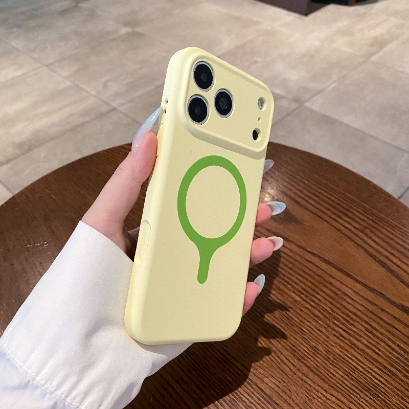 Luksusowe, gładkie etui z płyn – Liquid Silicone Magnetic Phone Case recenzja i cena